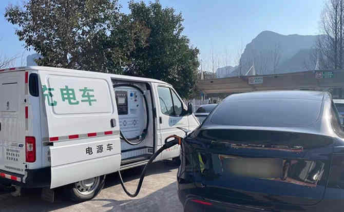 榆阳区汽车搭电